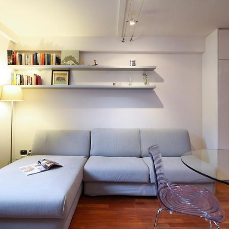 Contempora Apartments - Saronno 3 Милан Экстерьер фото
